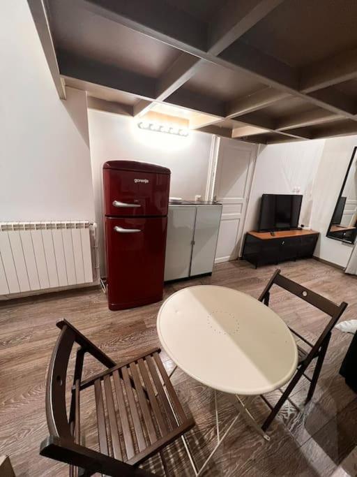 Studio Balcon Champs-Elysees - Hala Париж Екстериор снимка